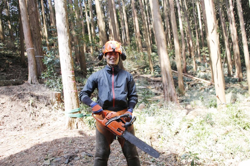目指すは林業のプロ 京都森林組合の鶴野雄太さん 目指せ林業プロ 我が社のホープ